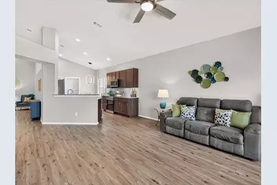 1710 Twin Hills Way, Princeton, TX 75407 - Photo 8