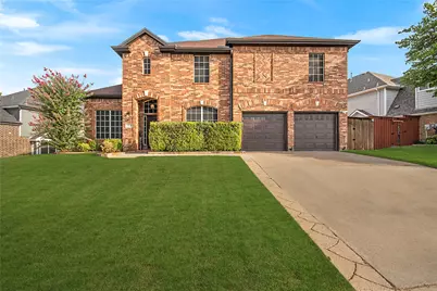 663 E Sandra Lane, Grand Prairie, TX 75052 - Photo 1
