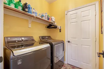 663 E Sandra Lane, Grand Prairie, TX 75052 - Photo 22