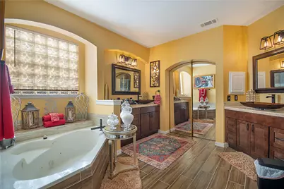 663 E Sandra Lane, Grand Prairie, TX 75052 - Photo 24