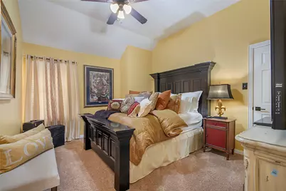 663 E Sandra Lane, Grand Prairie, TX 75052 - Photo 14