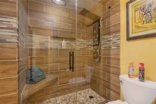 663 E Sandra Ln, Grand Prairie, TX 75052 - Photo 24