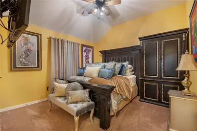 663 E Sandra Lane, Grand Prairie, TX 75052 - Photo 8