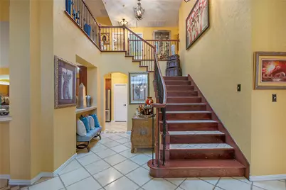 663 E Sandra Lane, Grand Prairie, TX 75052 - Photo 2