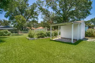 3724 Almazan Dr, Dallas, TX 75220 - Photo 12