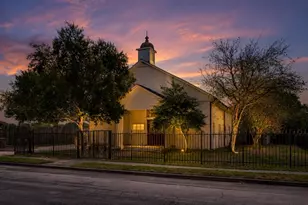 2602 Kings, Dallas, TX 75219 - Photo 1