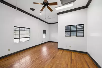 2602 Kings, Dallas, TX 75219 - Photo 16