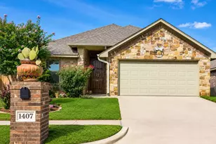 1407 Lauren Ln, Granbury, TX 76048 - Photo 1