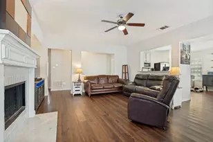 5440 Cameron Dr, Grand Prairie, TX 75052 - Photo 6