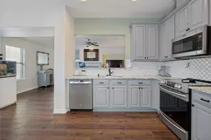 5440 Cameron Dr, Grand Prairie, TX 75052 - Photo 8