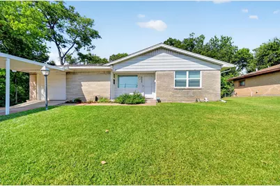 2224 Midway Street, Mesquite, TX 75149 - Photo 2