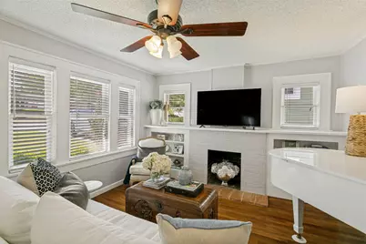 1617 Virginia Place, Fort Worth, TX 76107 - Photo 4