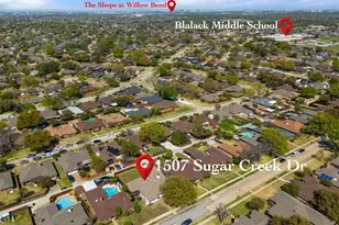 1507 Sugar Creek Dr, Carrollton, TX 75007 - Photo 2