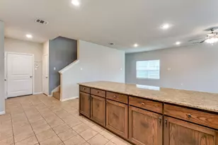 4662 Ralph Ln, Dallas, TX 75227 - Photo 10