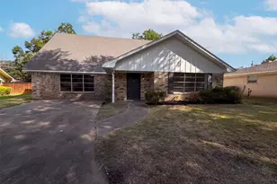 504 Love Cir, Corsicana, TX 75110 - Photo 1