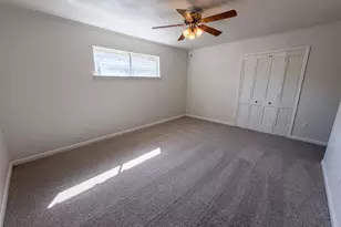 504 Love Cir, Corsicana, TX 75110 - Photo 10