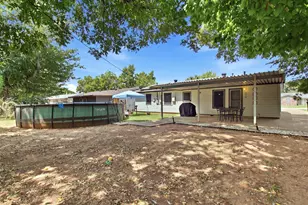 1010 Denton Dr, Euless, TX 76039 - Photo 16