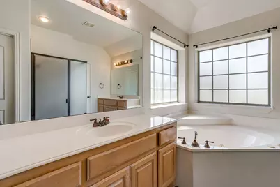 550 Sandlin Lane, Springtown, TX 76082 - Photo 24