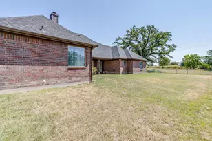 550 Sandlin Ln, Springtown, TX 76082 - Photo 36