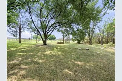 5022 Ensign Road, Ennis, TX 75119 - Photo 4