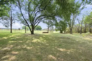 5022 Ensign Rd, Ennis, TX 75119 - Photo 4