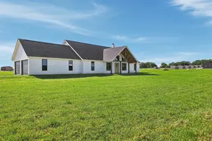 10 Keeter Ln, Lipan, TX 76462 - Photo 2