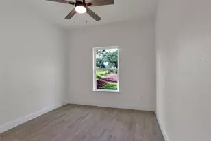 813 SW 28th St, Mineral Wells, TX 76067 - Photo 22