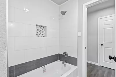 214 E Evans Street, Pilot Point, TX 76258 - Photo 6