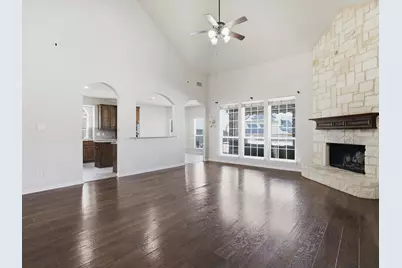 906 Hidden Lakes Drive, Cedar Hill, TX 75104 - Photo 10