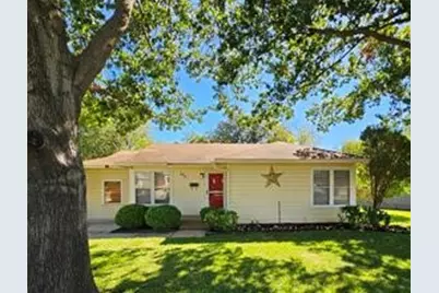 615 W Nash Street, Grapevine, TX 76051 - Photo 1