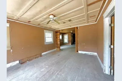 204 W Maple Street, Whitewright, TX 75491 - Photo 2