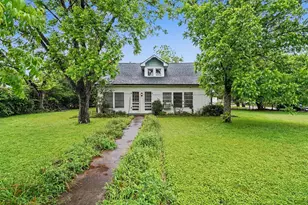 506 Woodard Ave, Cleburne, TX 76033 - Photo 1