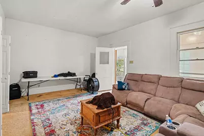 506 Woodard Avenue, Cleburne, TX 76033 - Photo 12