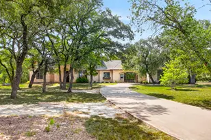 4404 Aledo Oaks Ct, Fort Worth, TX 76126 - Photo 4