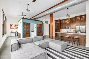 2502 Live Oak St, Dallas, TX 75204 - Photo 14