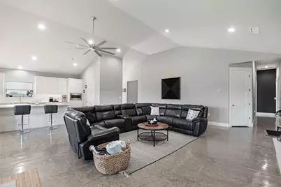 620 Ewing Road, Ferris, TX 75125 - Photo 4