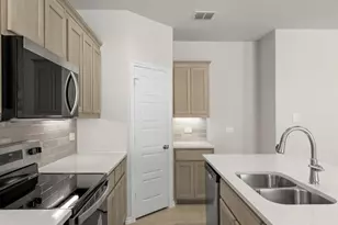 1641 Mdw Crst Dr, Aubrey, TX 76227 - Photo 8