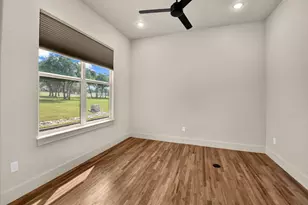 1050 Kingsley Ct, Weatherford, TX 76087 - Photo 8