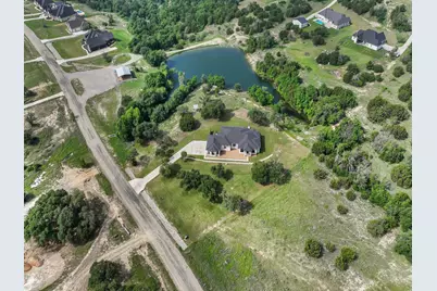 1050 Kingsley Court, Weatherford, TX 76087 - Photo 4