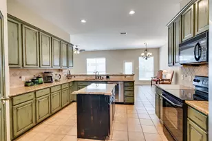 4403 Grassy Glen Dr, Corinth, TX 76208 - Photo 8
