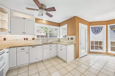 1524 Livingston Drive, Plano, TX 75093 - Photo 10