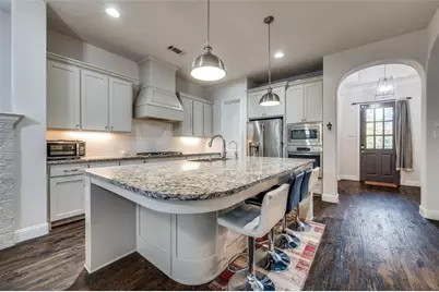 662 Thoroughbred Avenue, Frisco, TX 75036 - Photo 2