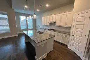1317 Thrasher Dr, Little Elm, TX 75068 - Photo 6