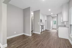 426 W Coffin St, Denison, TX 75020 - Photo 6