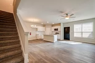 748 Fallow Dr, Venus, TX 76084 - Photo 2