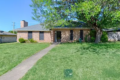 1223 Sequoia Drive, DeSoto, TX 75115 - Photo 4