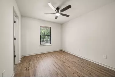 1409 Scotland Avenue, Azle, TX 76020 - Photo 6