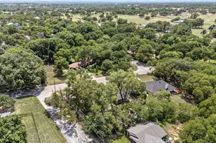 1409 Scotland Ave, Azle, TX 76020 - Photo 32