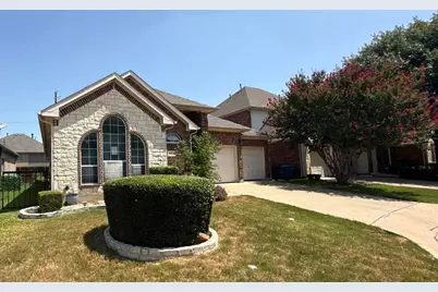 1822 Masters Drive, DeSoto, TX 75115 - Photo 2