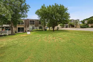 4318 Overlook Ct, Granbury, TX 76049 - Photo 32